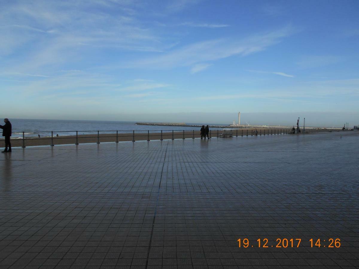 Net zoals thuis Appartement Oostende Buitenkant foto